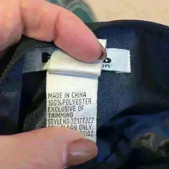 Embroidered boho peasant A-Line green and black gathered waistline size 8 skirt. - Picture 12 of 13